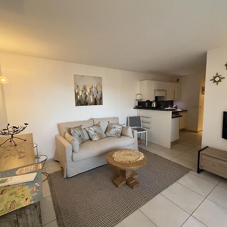 Frejus Plage Le Capitole T2 35M2 Climatise Balcon Exteriör bild