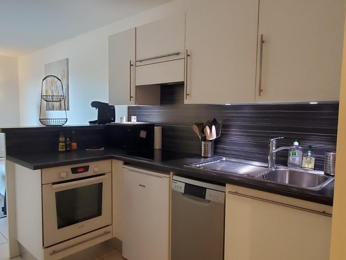 Frejus Plage Le Capitole T2 35M2 Climatise Balcon Exteriör bild