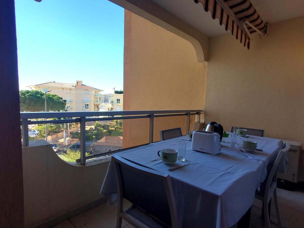 Frejus Plage Le Capitole T2 35M2 Climatise Balcon Exteriör bild